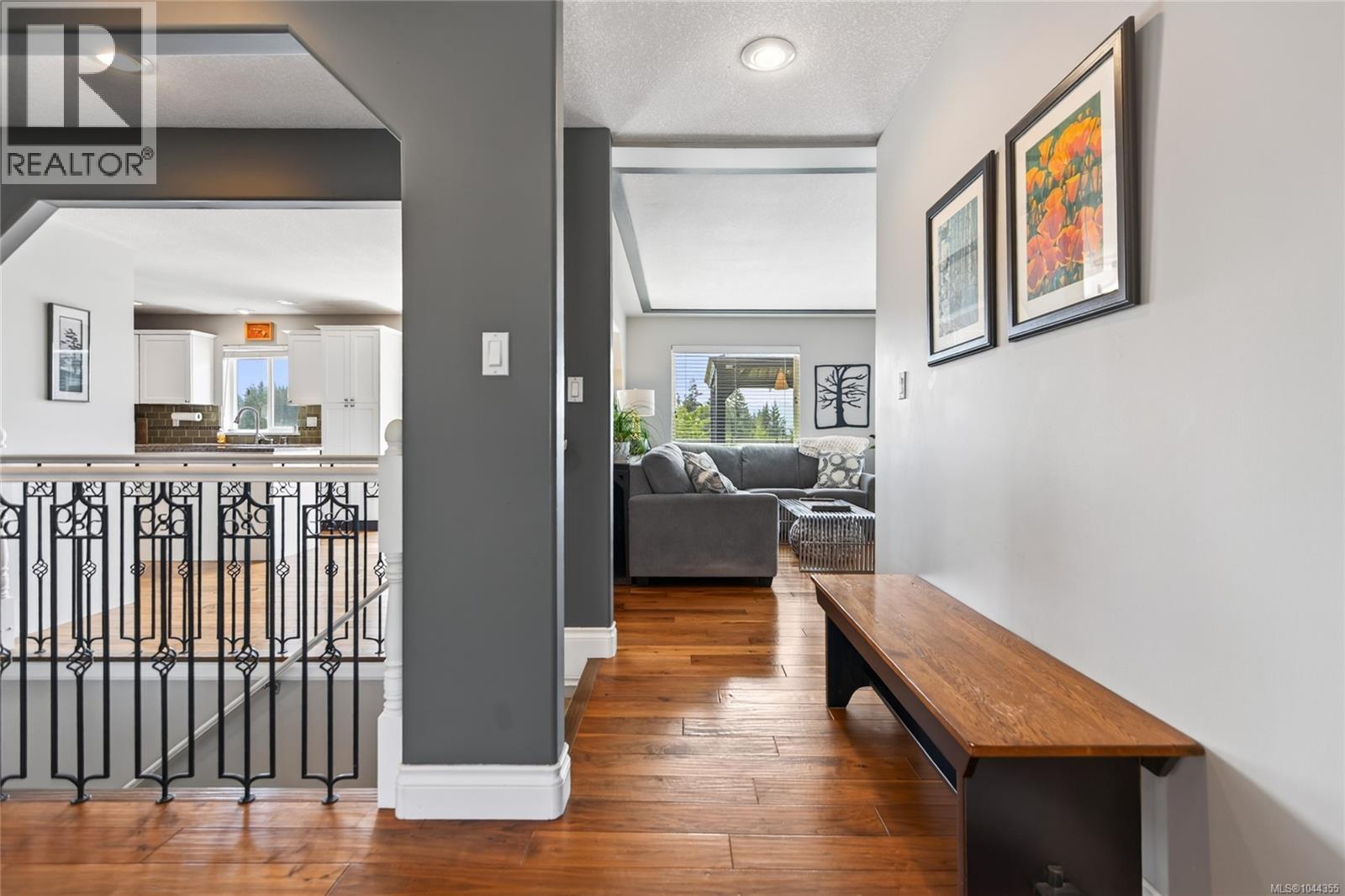 1059 Thorpe Ave - Image 9