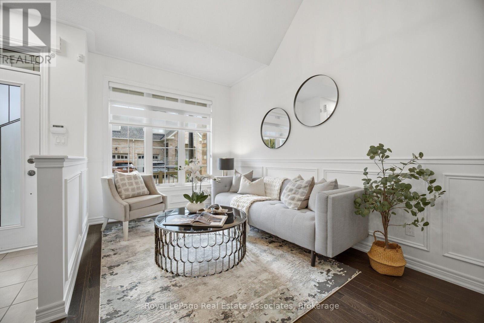 23 LOBELIA STREET - Image 8