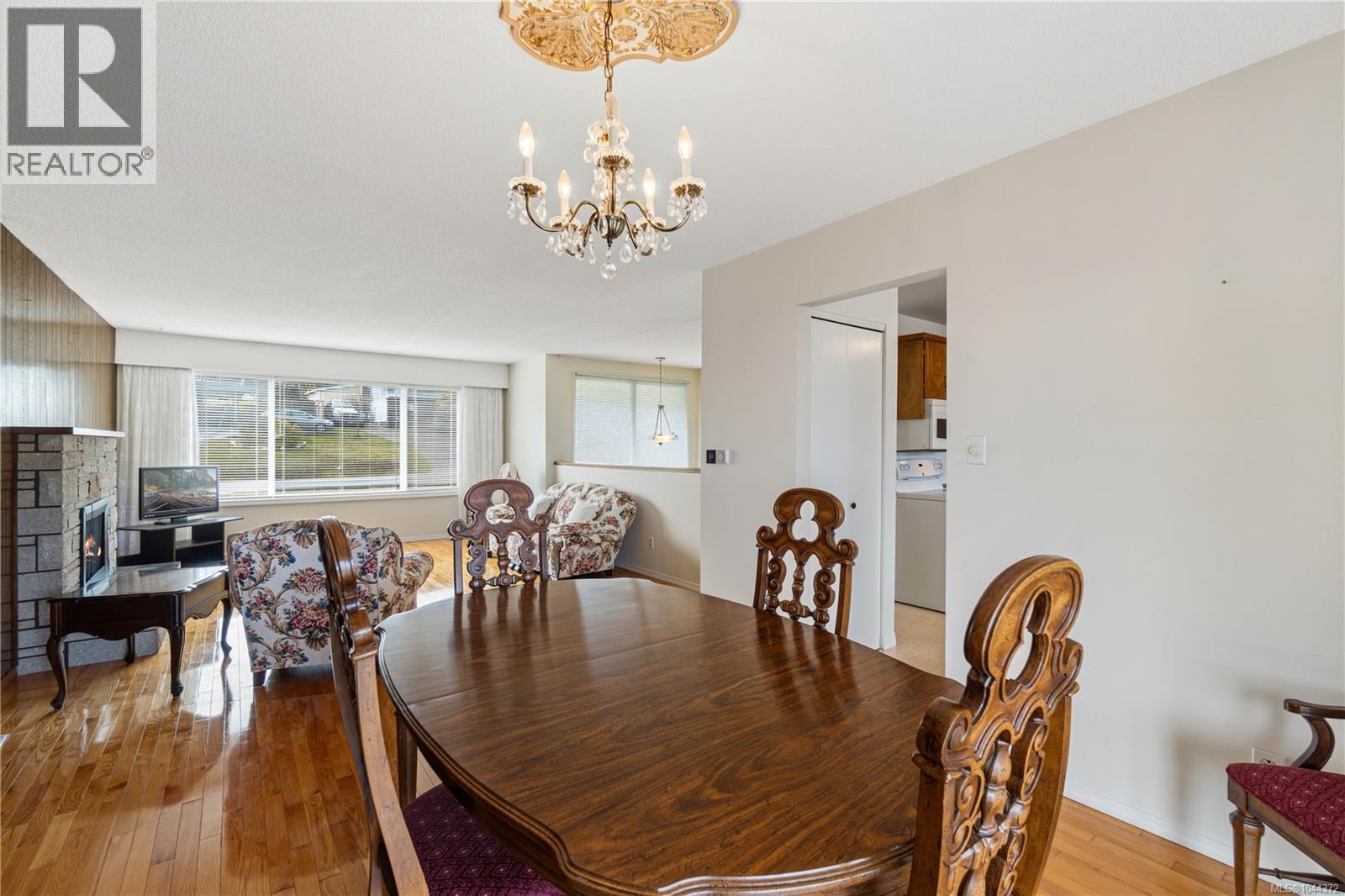 2840 Haliday Cres - 8