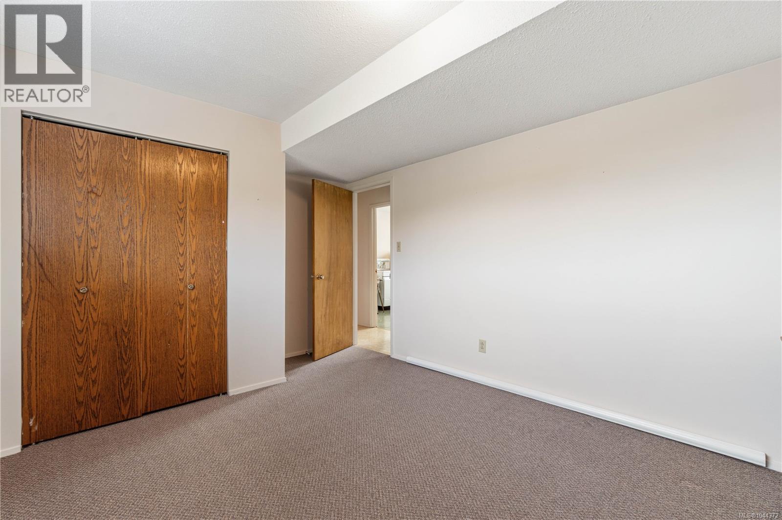 2840 Haliday Cres - 27