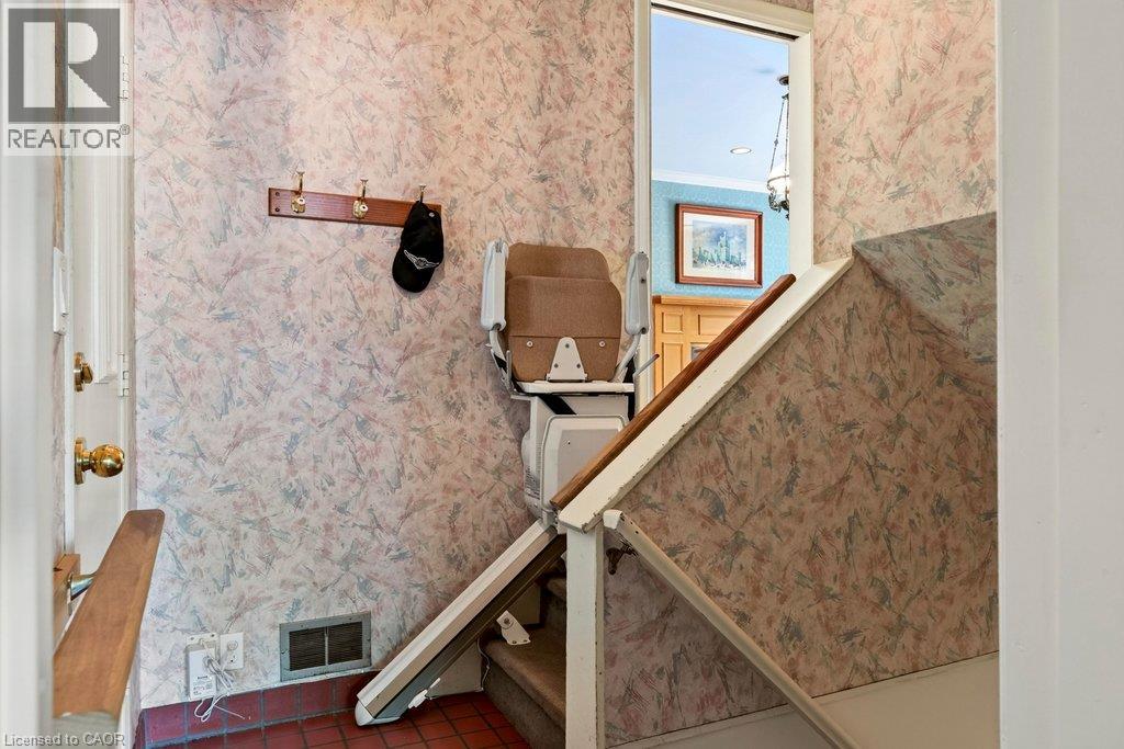 44 COLQUHOUN Crescent - Image 32