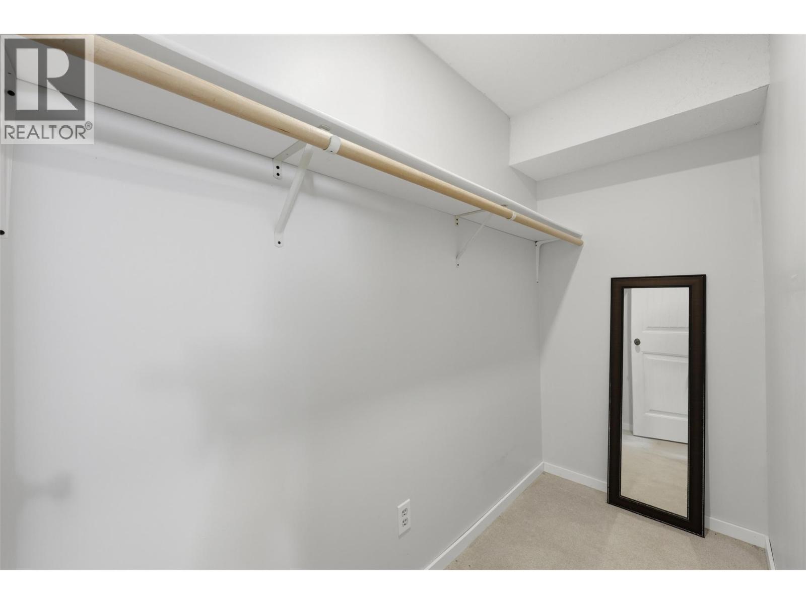 294 Robson Drive - 56