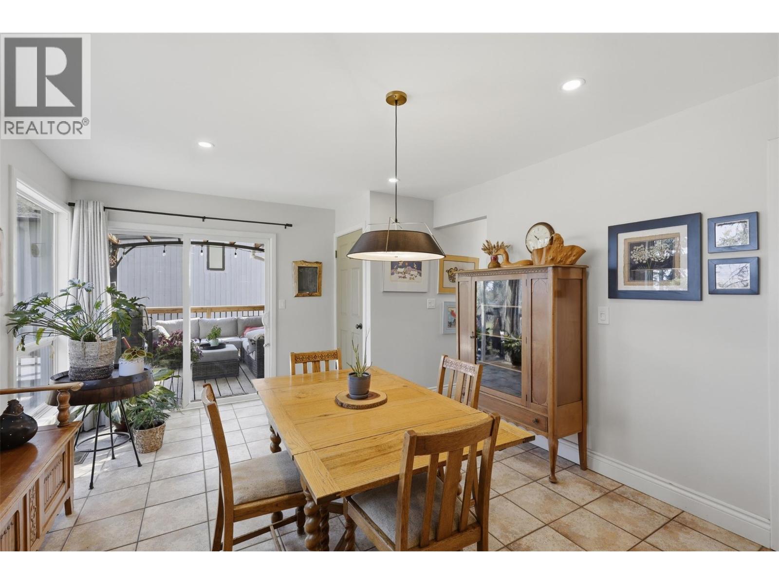 294 Robson Drive - 25