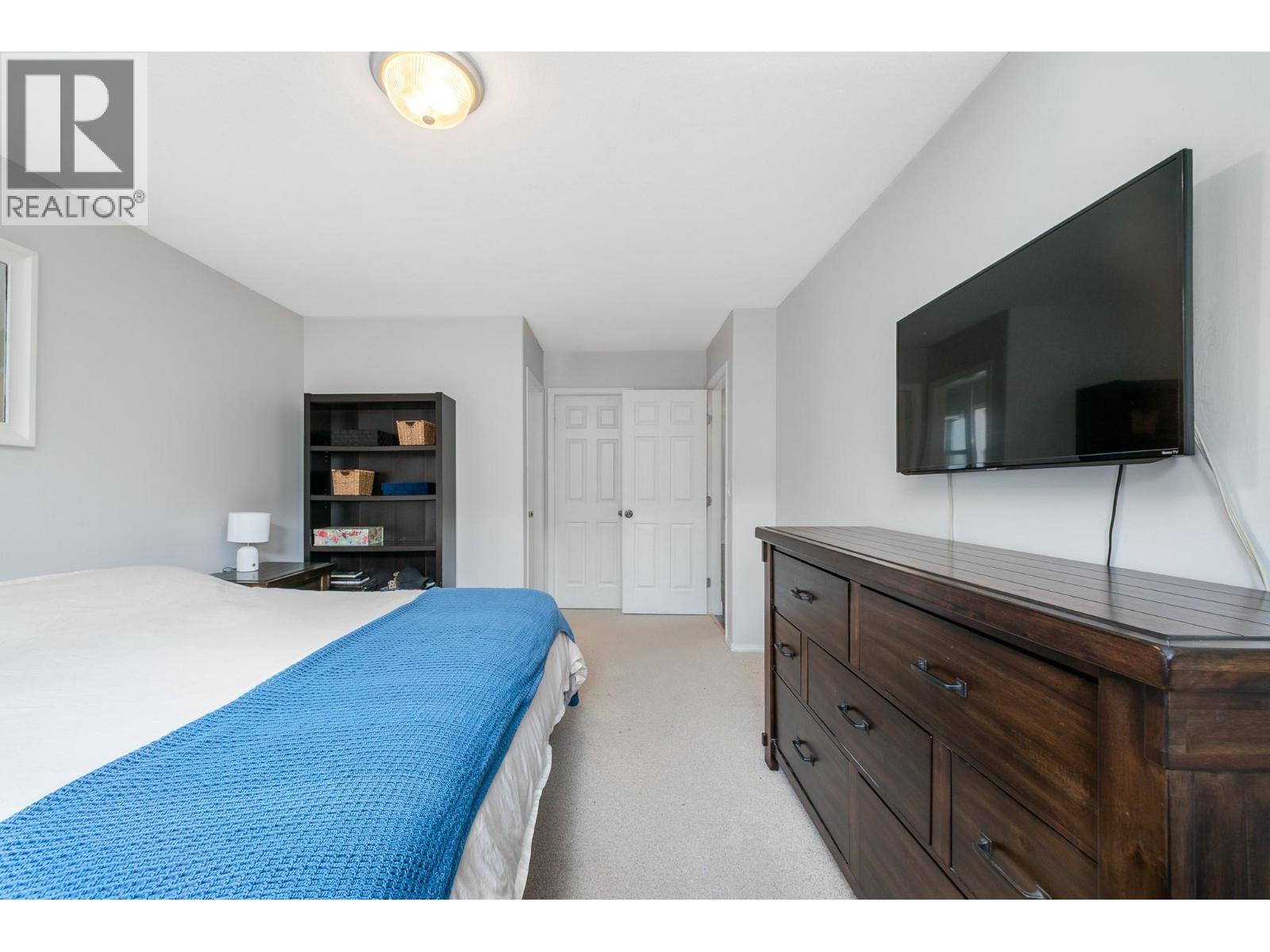110 Wyndham Crescent - 35