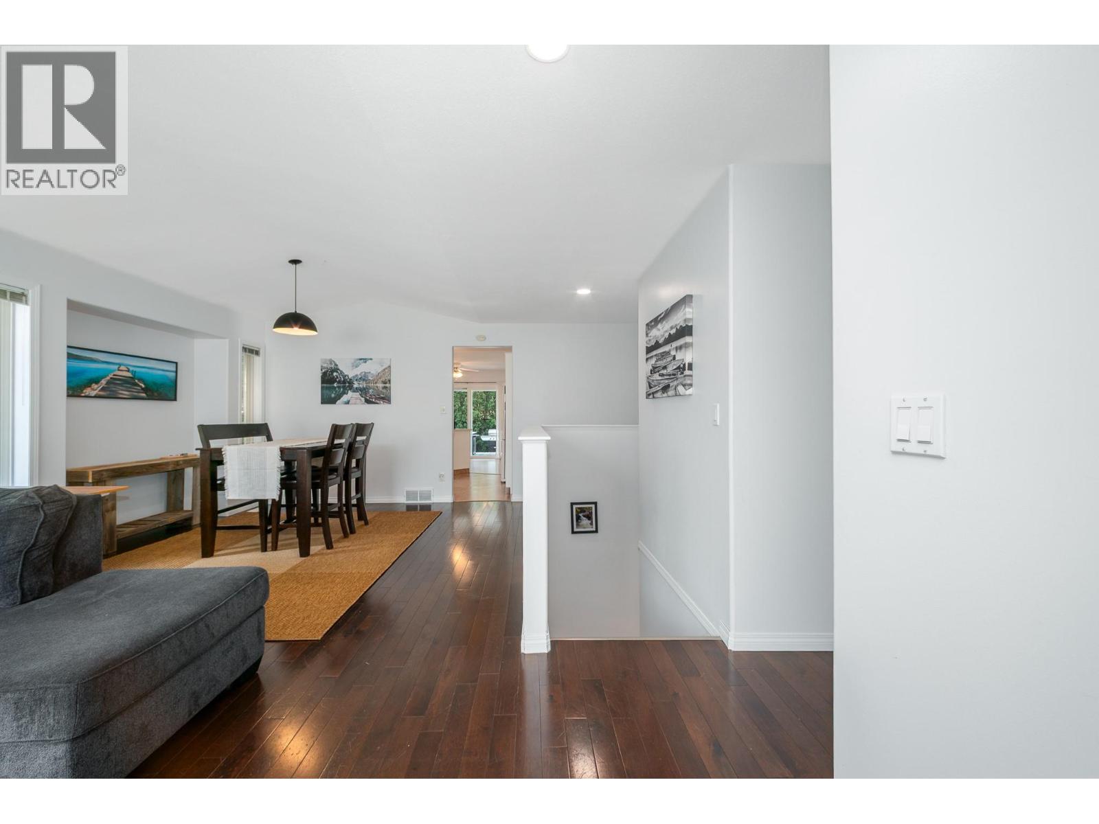 110 Wyndham Crescent - 5