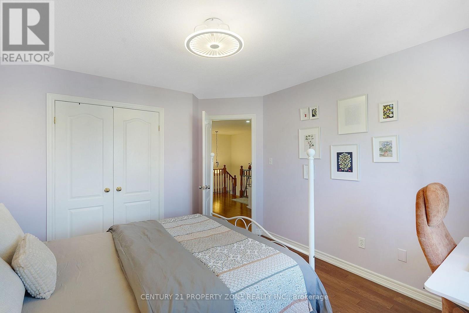 550 STONEHENGE DRIVE - 26