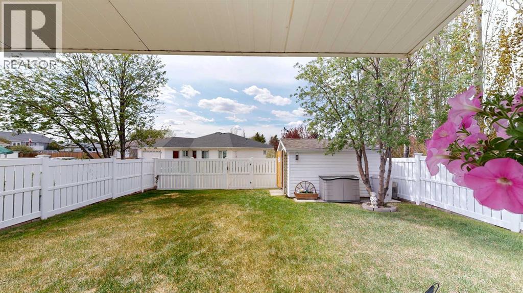 Listing photo – 3912 64 Street, Stettler