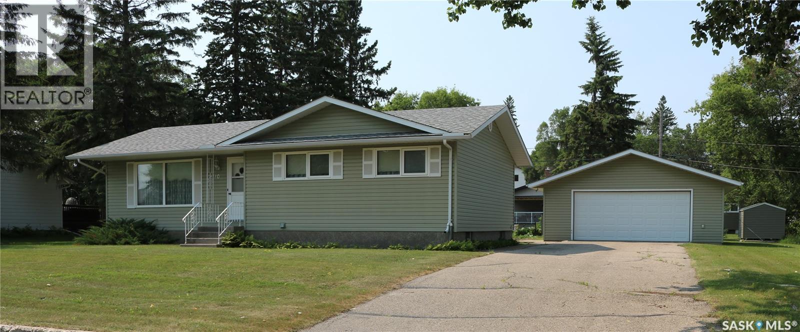 1110 Carleton STREET - 1