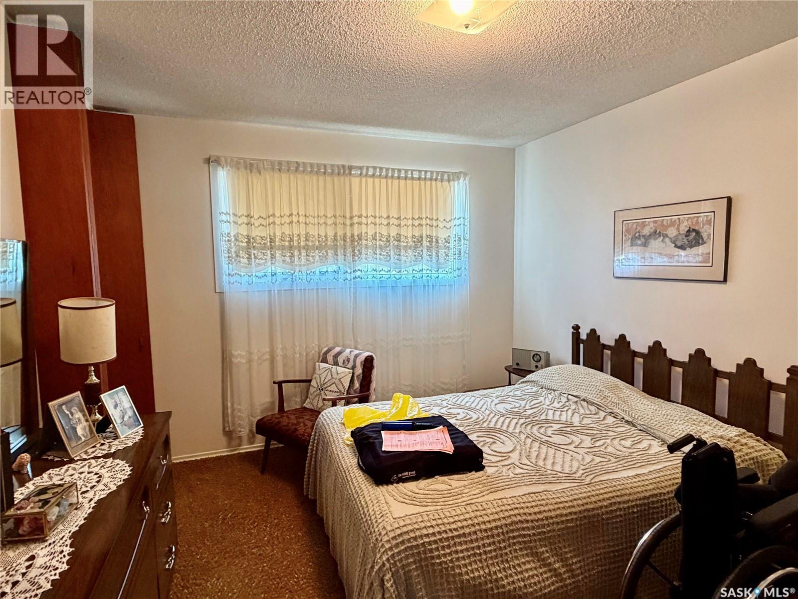 1110 Carleton STREET - 19