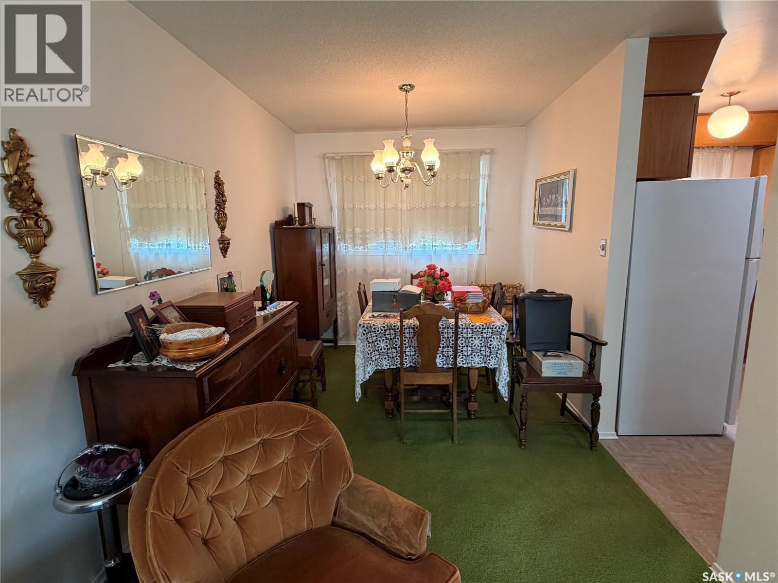 1110 Carleton STREET - 8