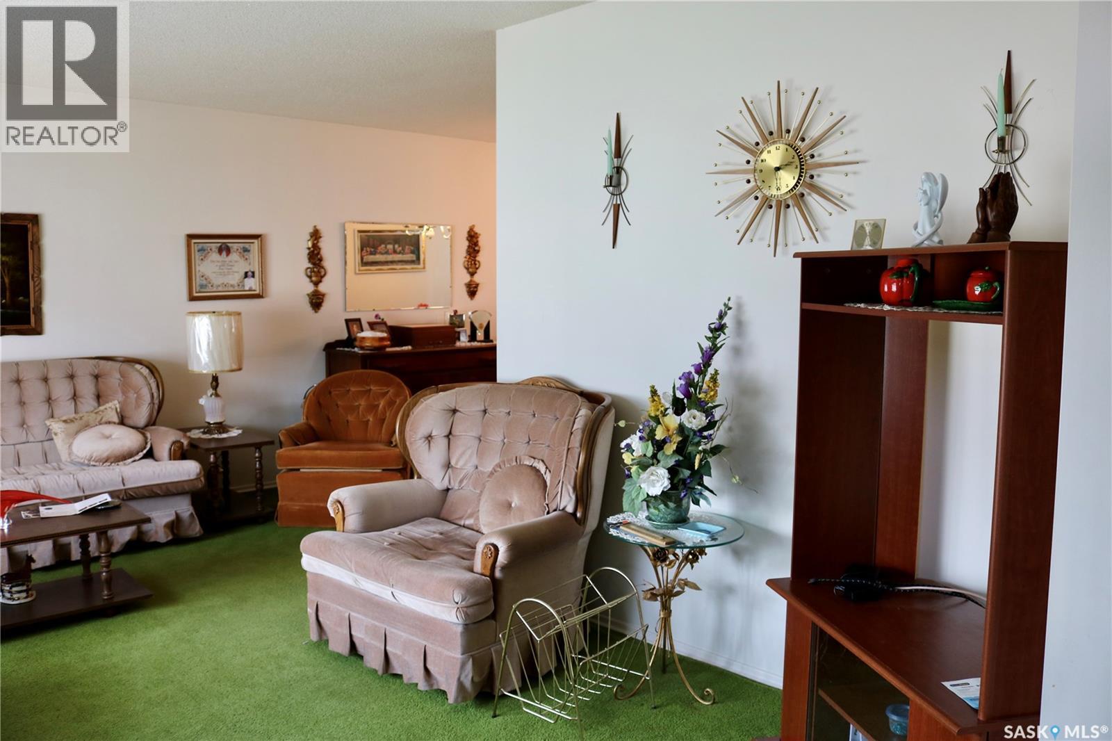 1110 Carleton STREET - 9