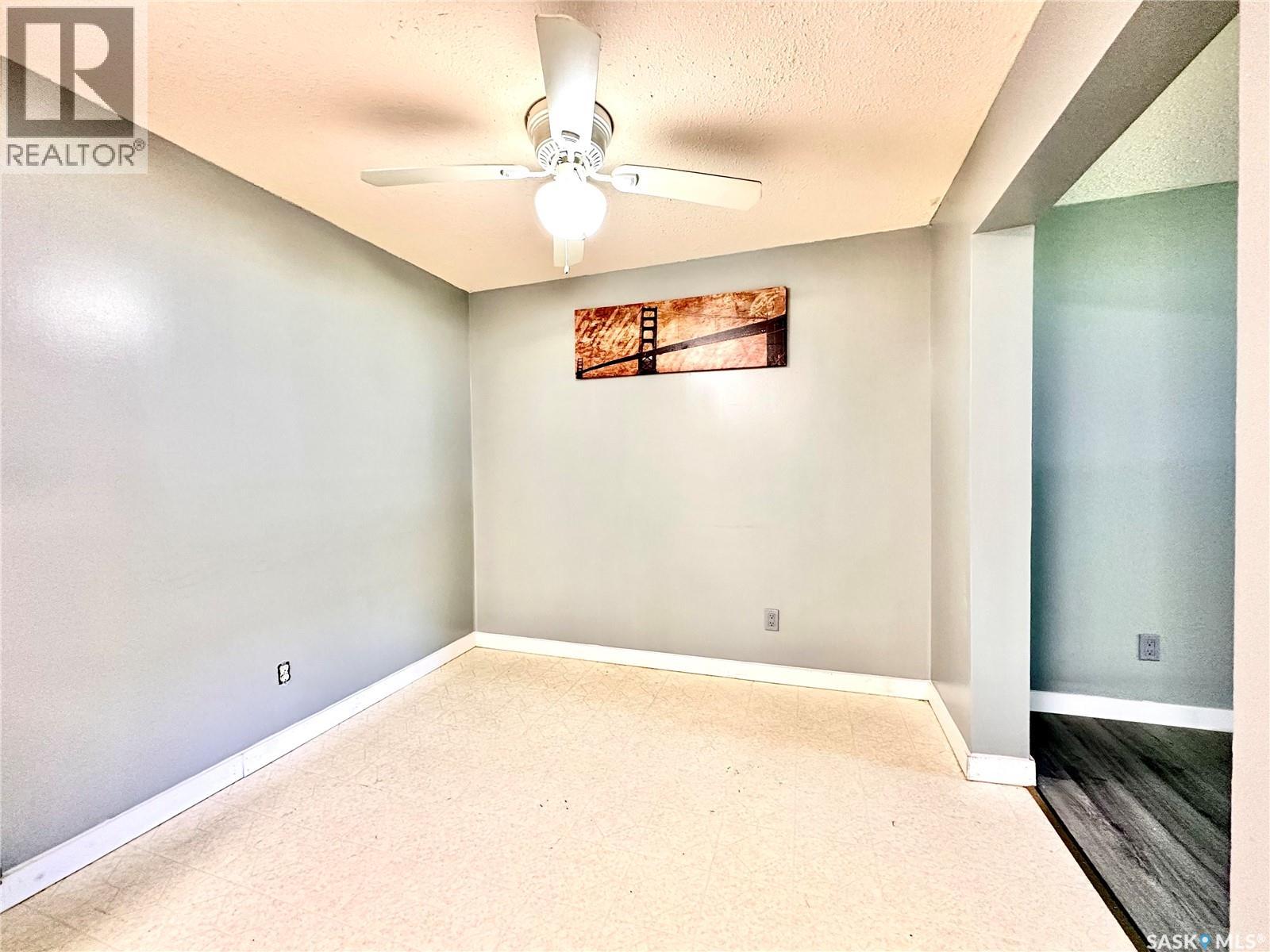 #4 3625 Chaben PLACE - 11