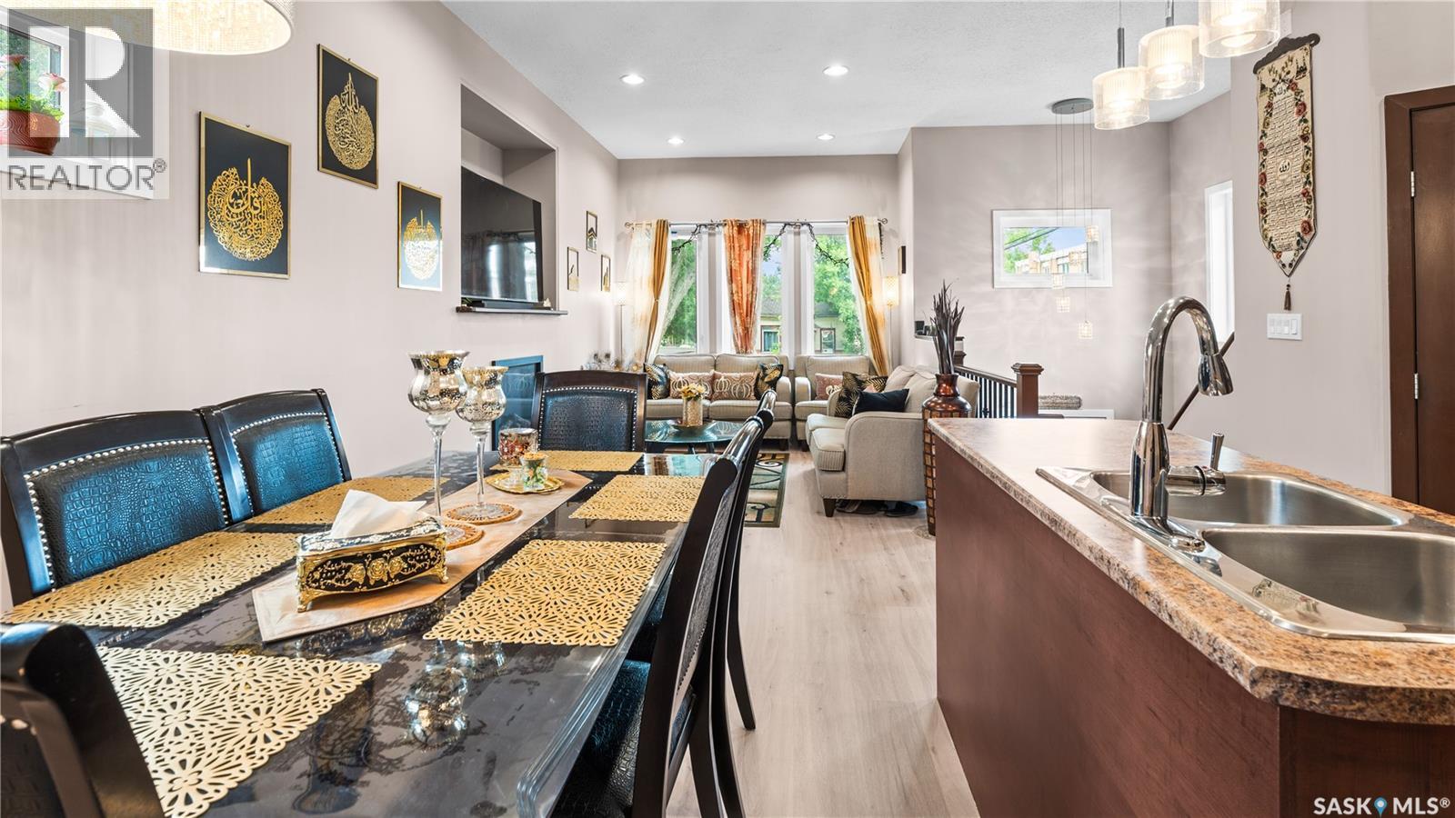 110 S AVENUE S - 11