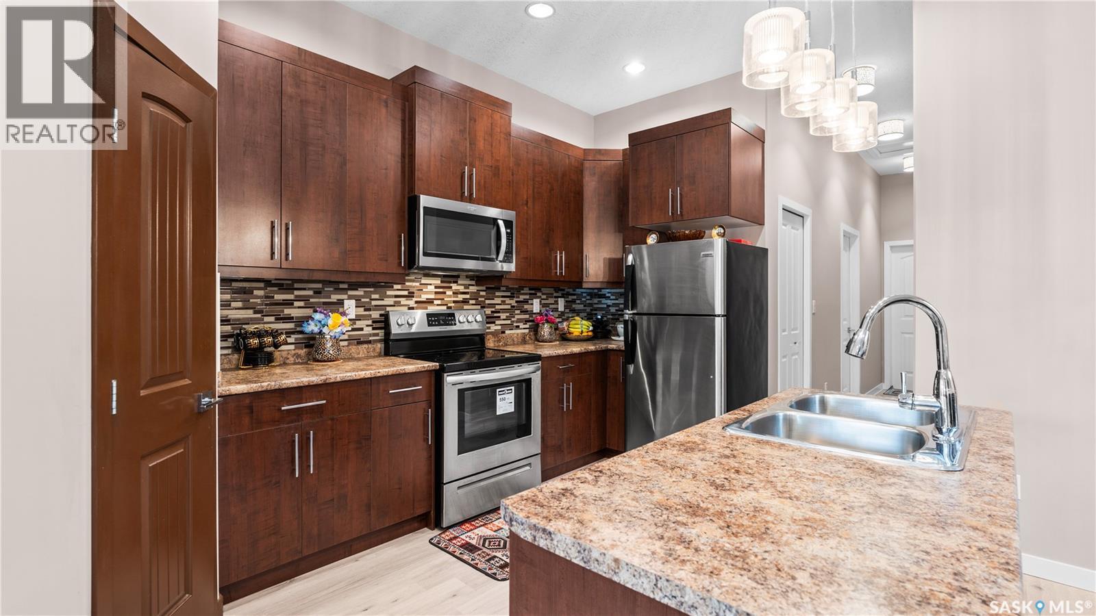 110 S AVENUE S - 13