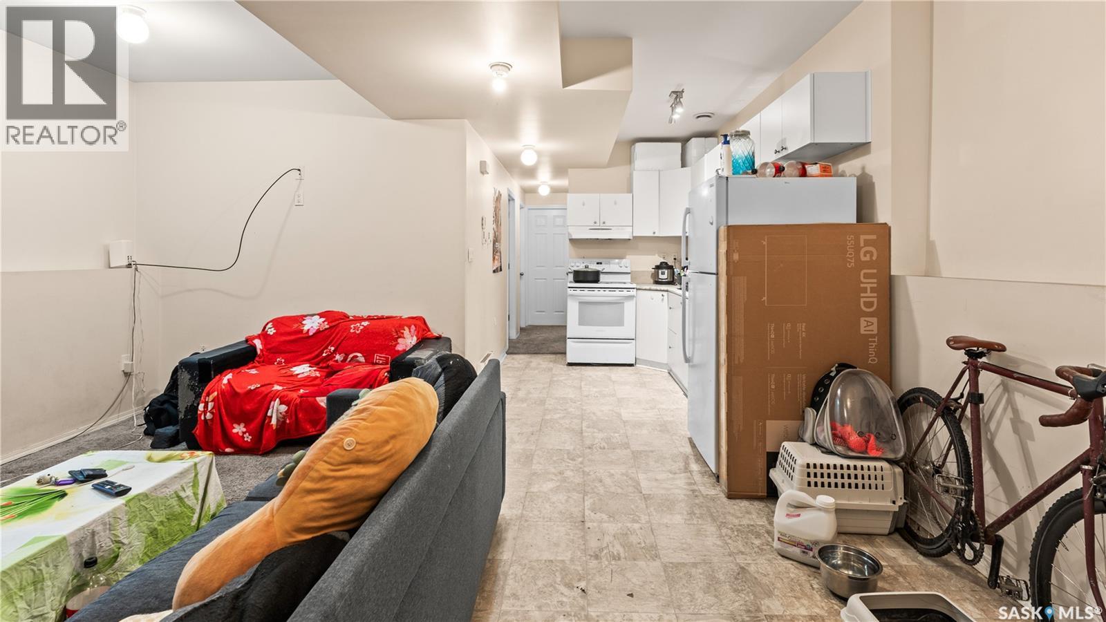 110 S AVENUE S - 38