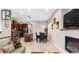 4pc Bathroom - 110 S Avenue S, Saskatoon, SK S7M2Z6 Photo 8