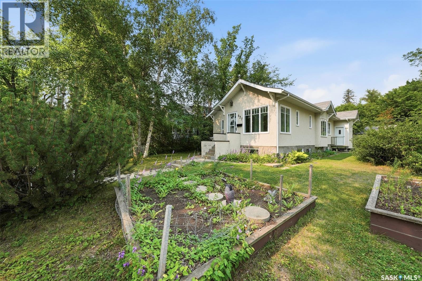 627 9th AVENUE N, Saskatoon — photo 3