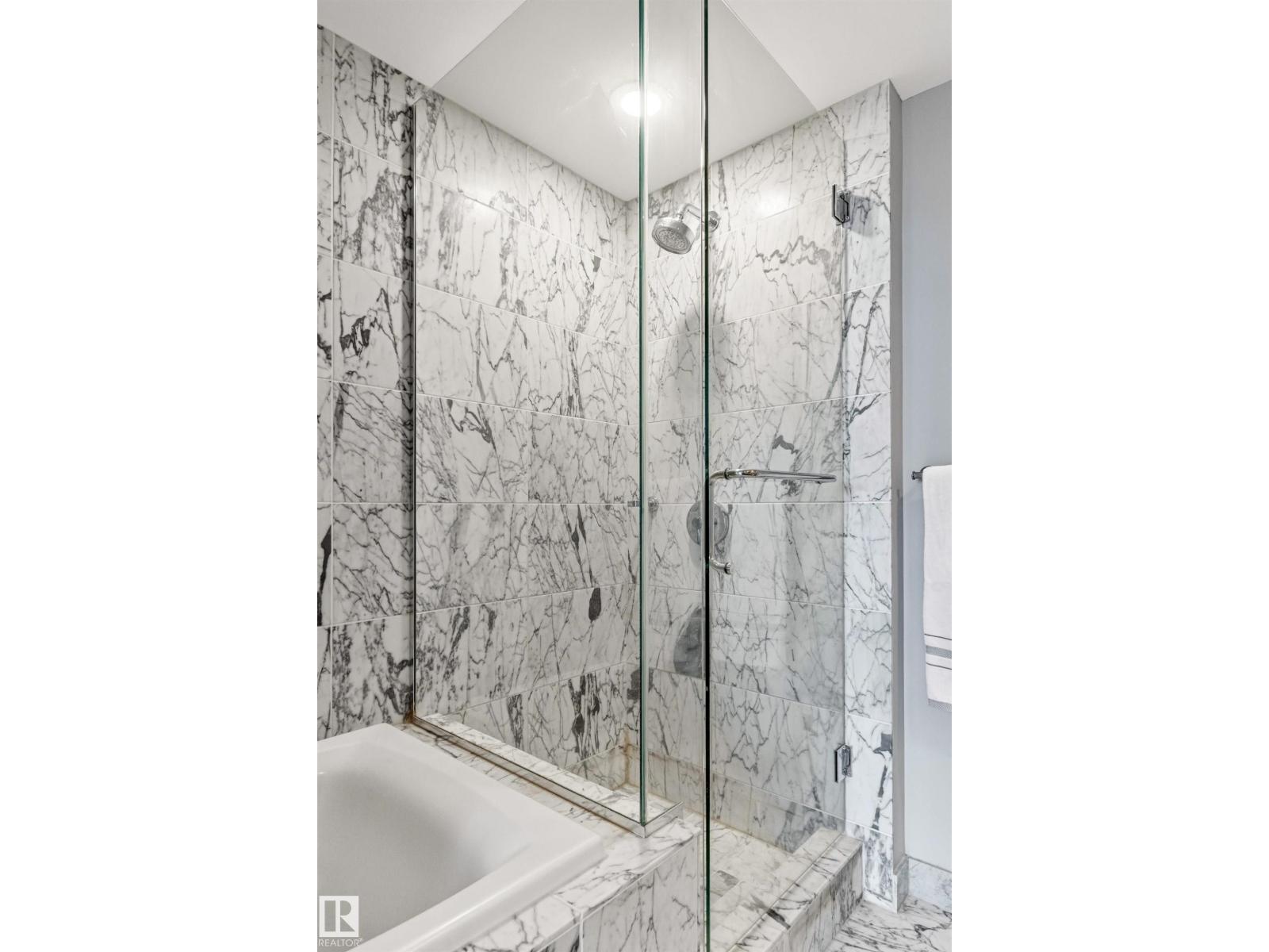 #406 2504 109 ST NW - 35