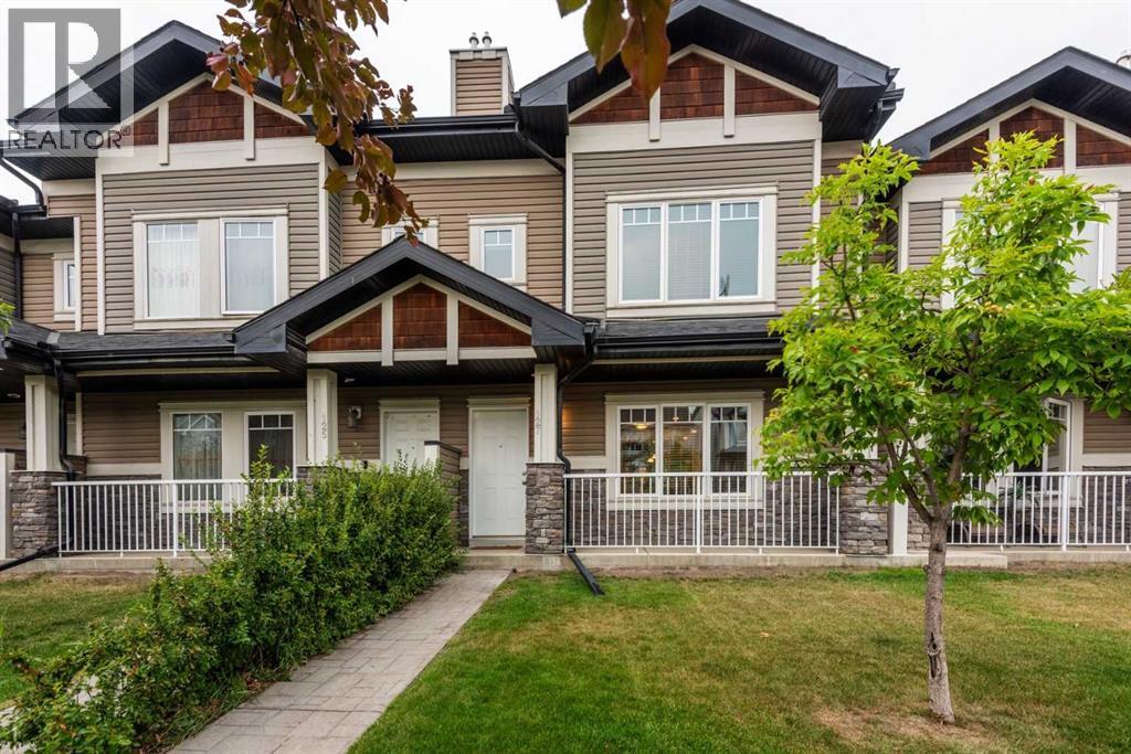 127 Prestwick Villas SE, McKenzie Towne, Calgary photo 2