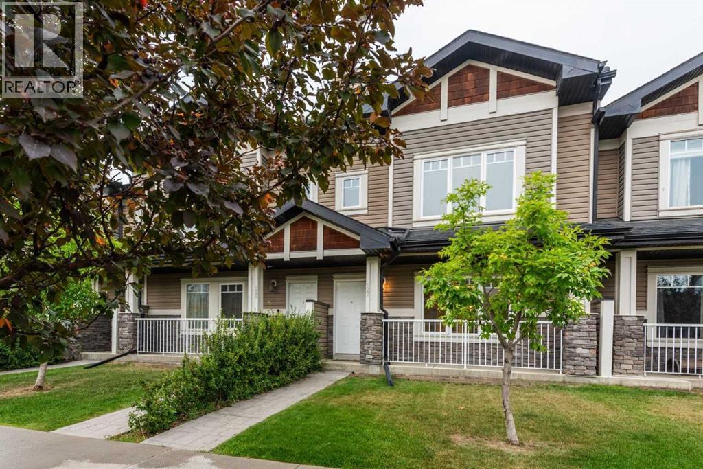 127 Prestwick Villas SE, McKenzie Towne, Calgary photo 1
