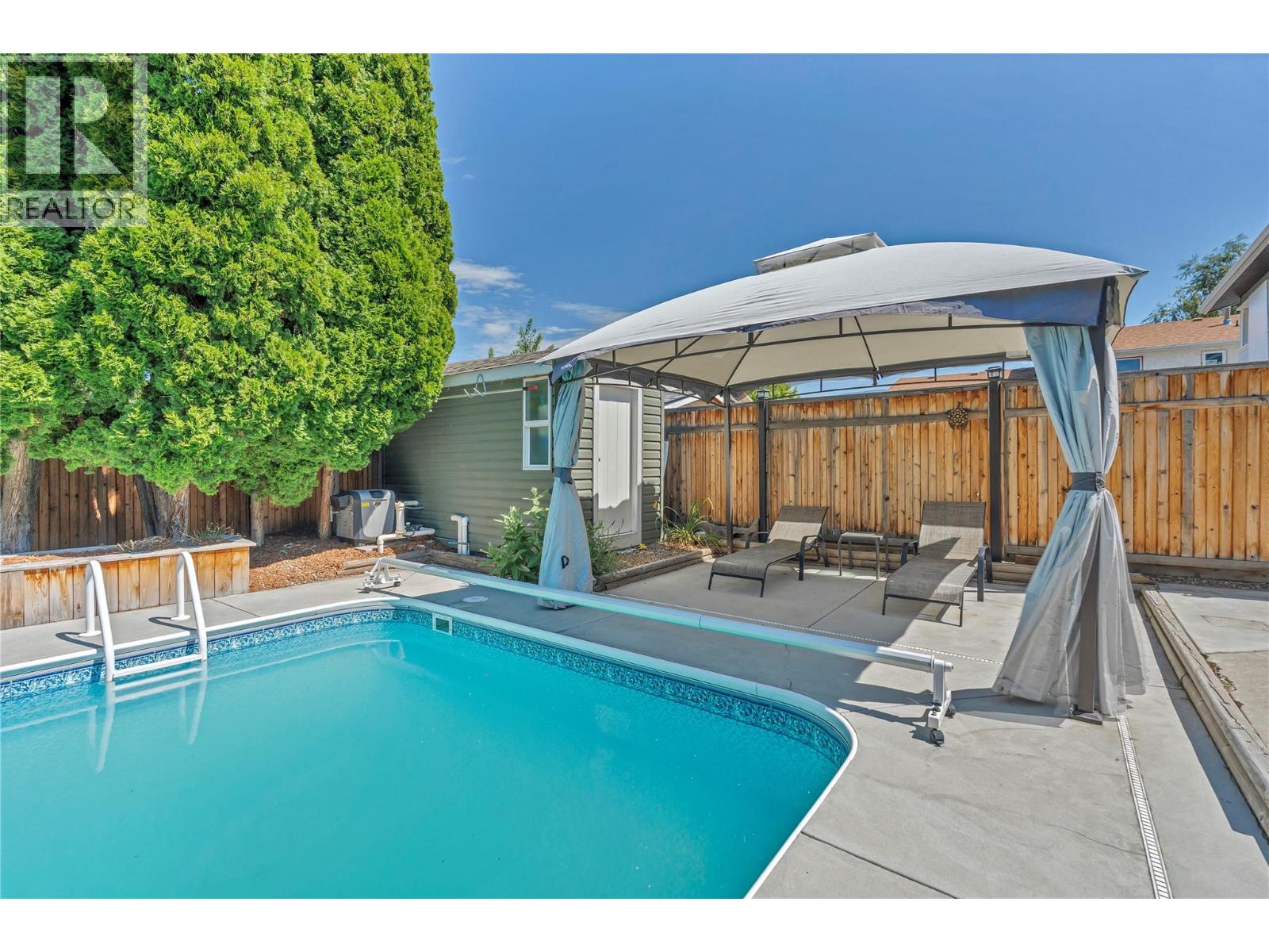 299 Roy Avenue - 28