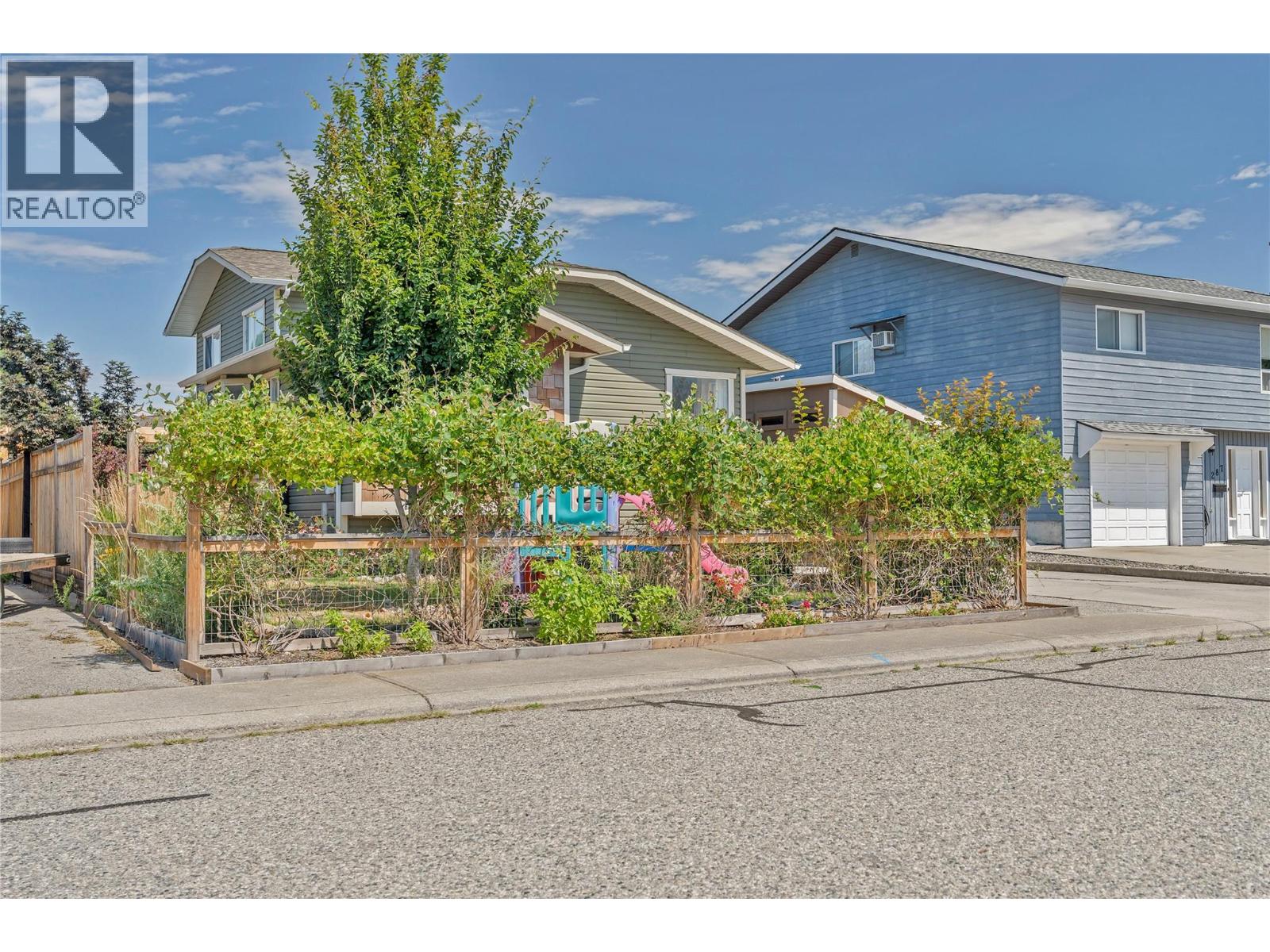 299 Roy Avenue - 38