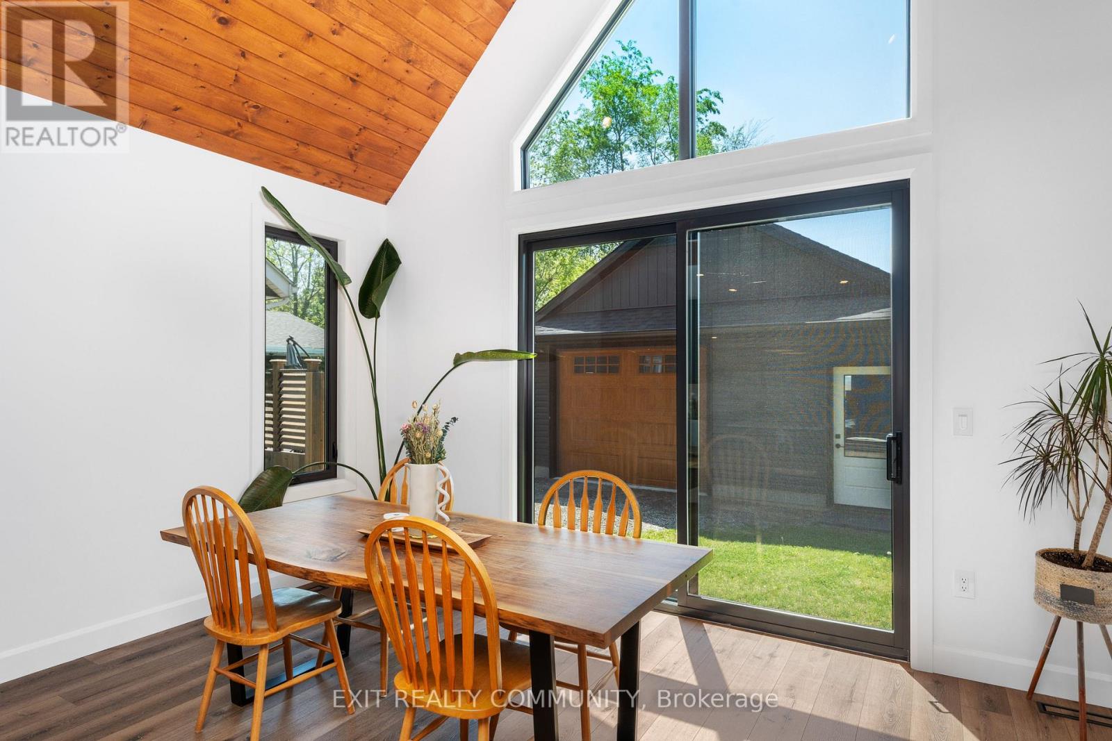 3913 EGREMONT ROAD - Image 23