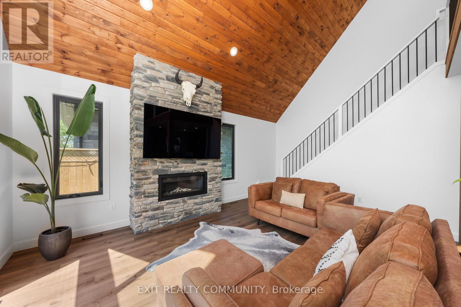3913 EGREMONT ROAD - Image 27