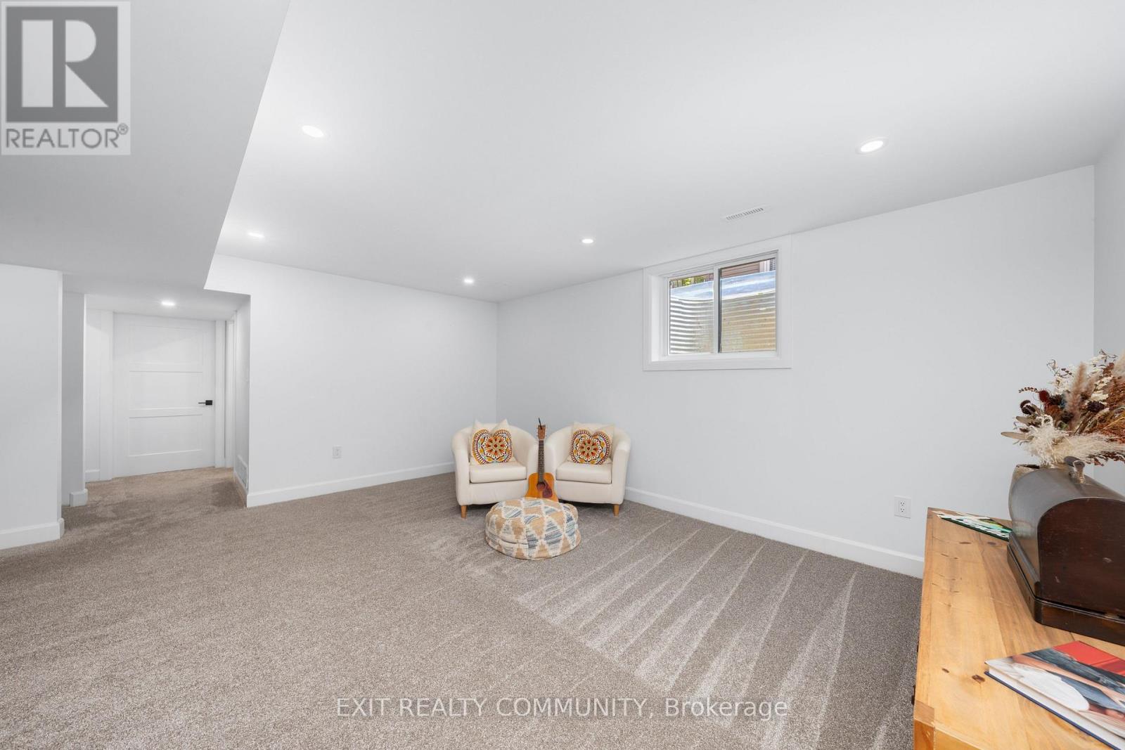 3913 EGREMONT ROAD - Image 38
