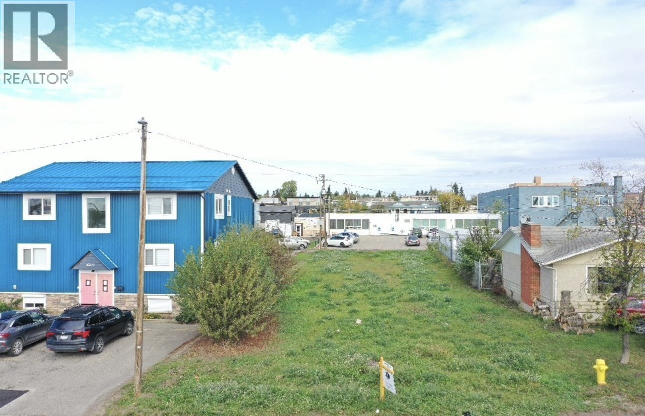 10220 99 AVENUE, Fort St. John — photo 2
