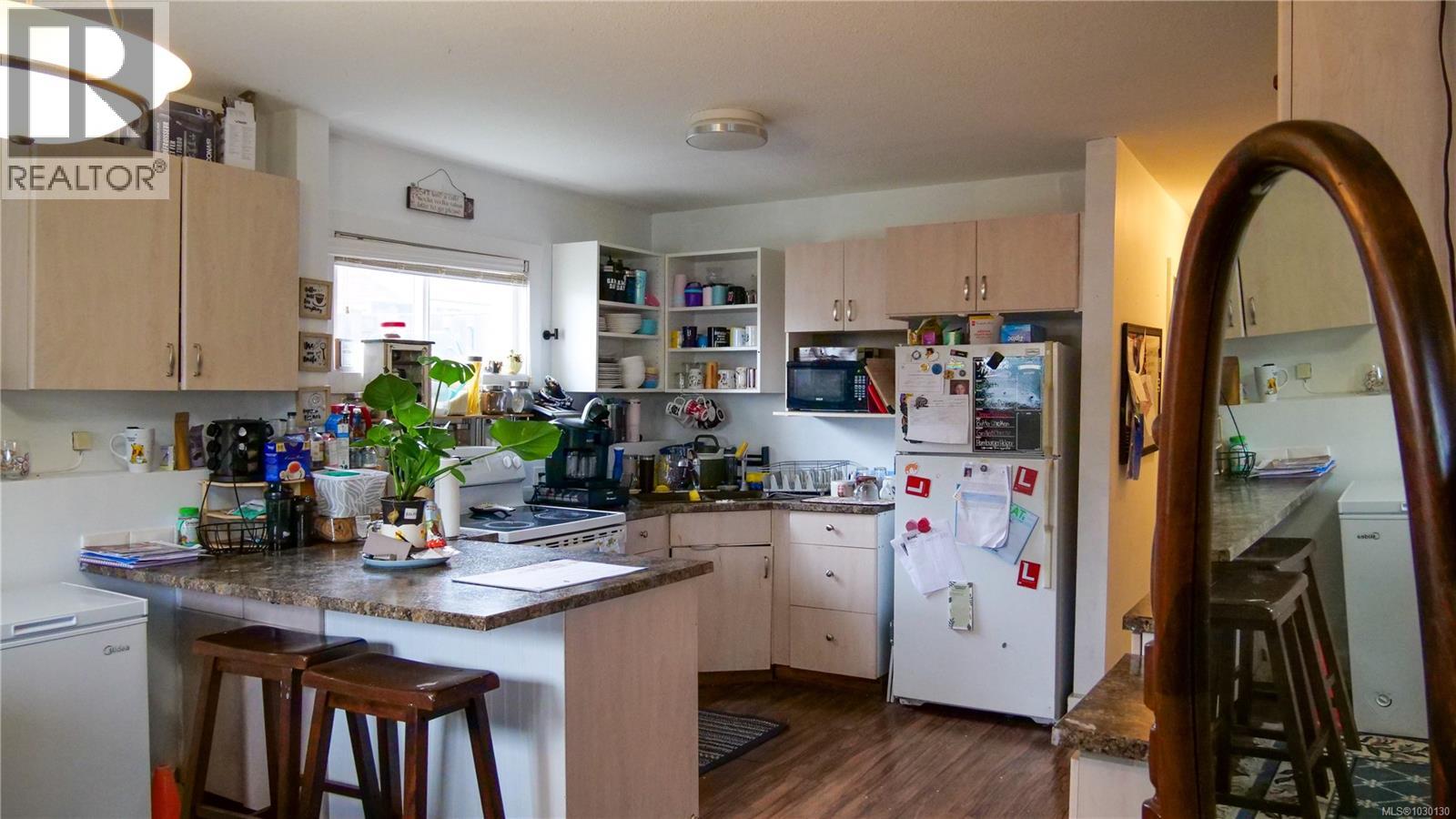 3151 4th Ave - 13