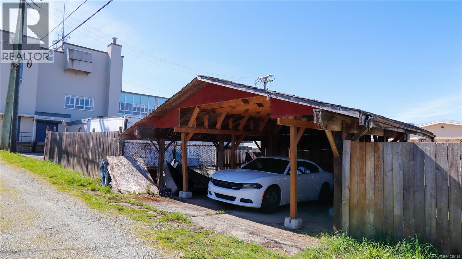 3151 4th Ave - 32
