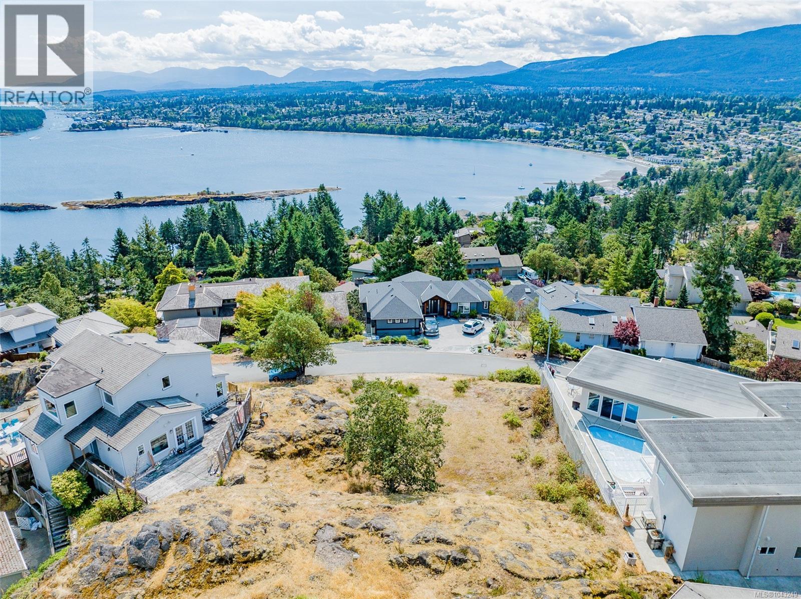 161 Canterbury Cres, Nanaimo — photo 2