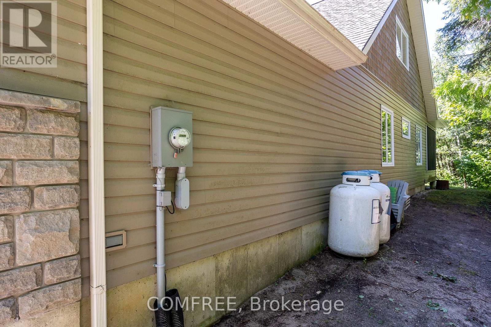 38 BELL DRIVE - Image 12