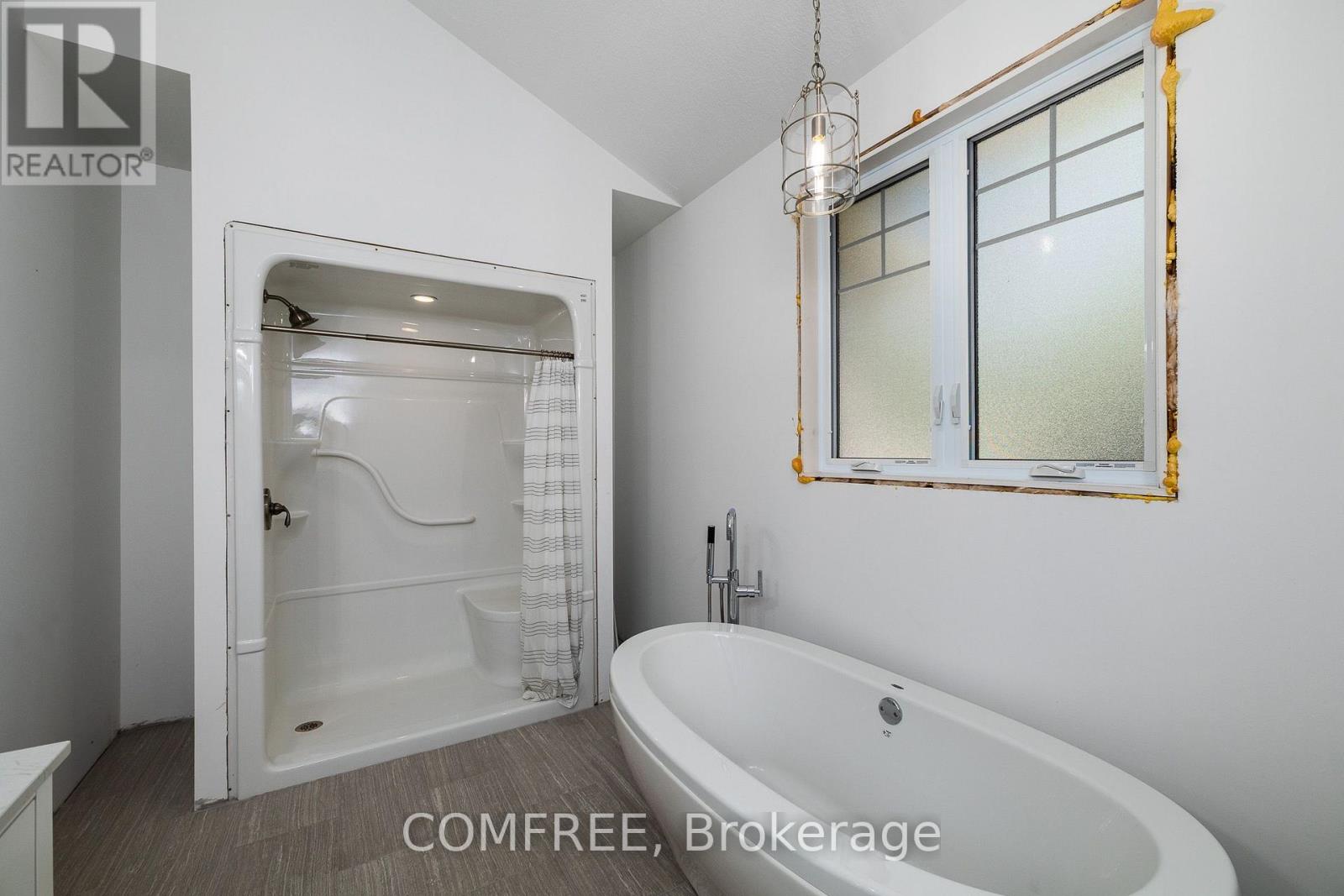 38 BELL DRIVE - Image 33