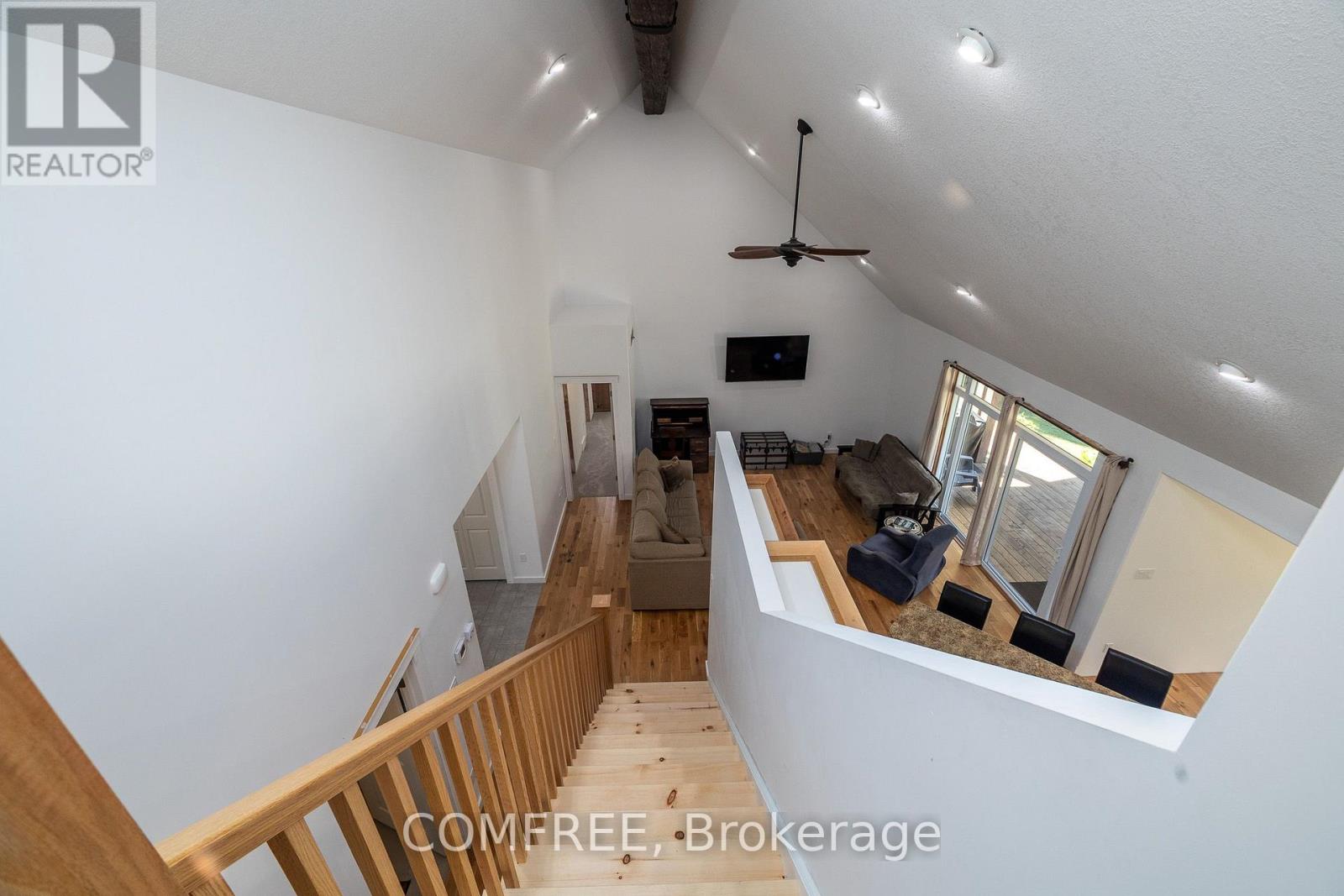 38 BELL DRIVE - 41