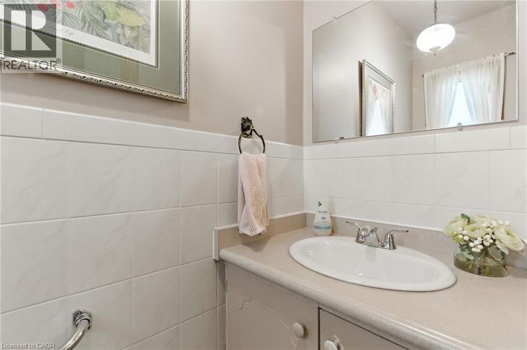 39 MEGNA Court - 19