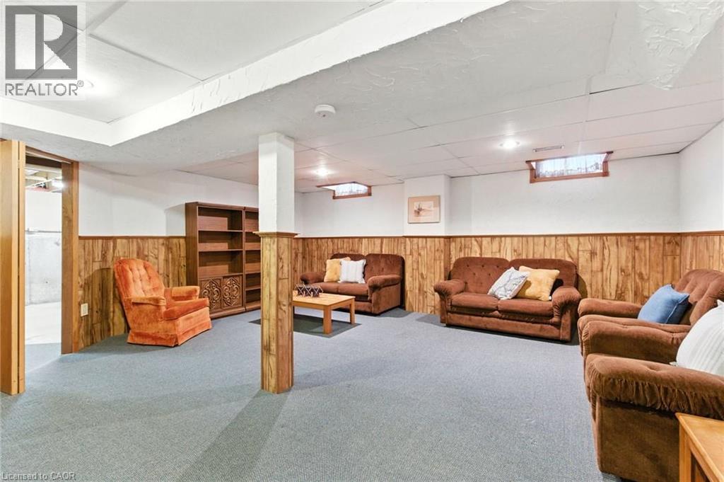 39 MEGNA Court - 31