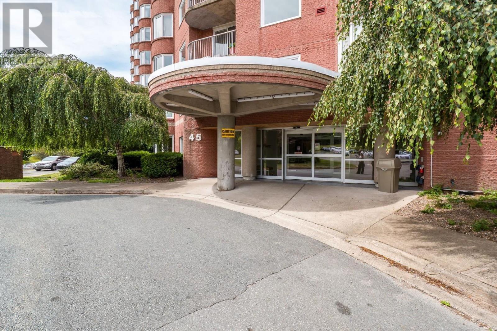 #325 45 Vimy Avenue - 2