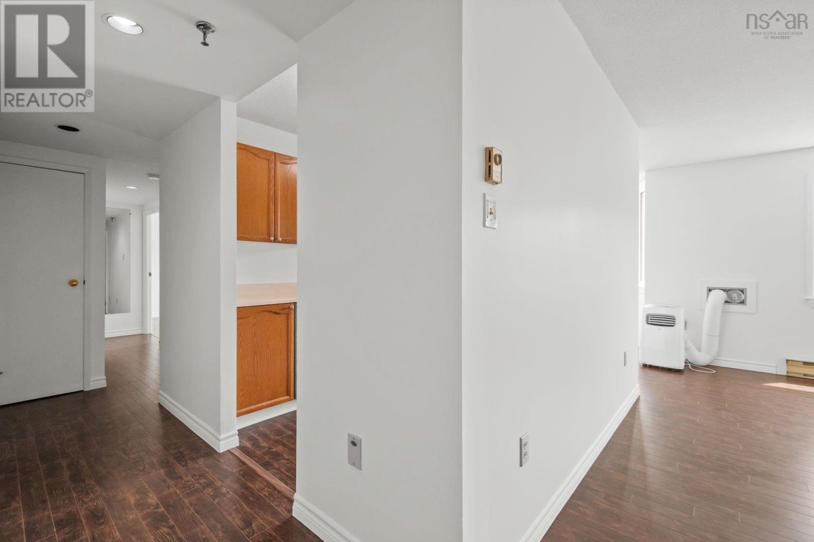 #325 45 Vimy Avenue - 3