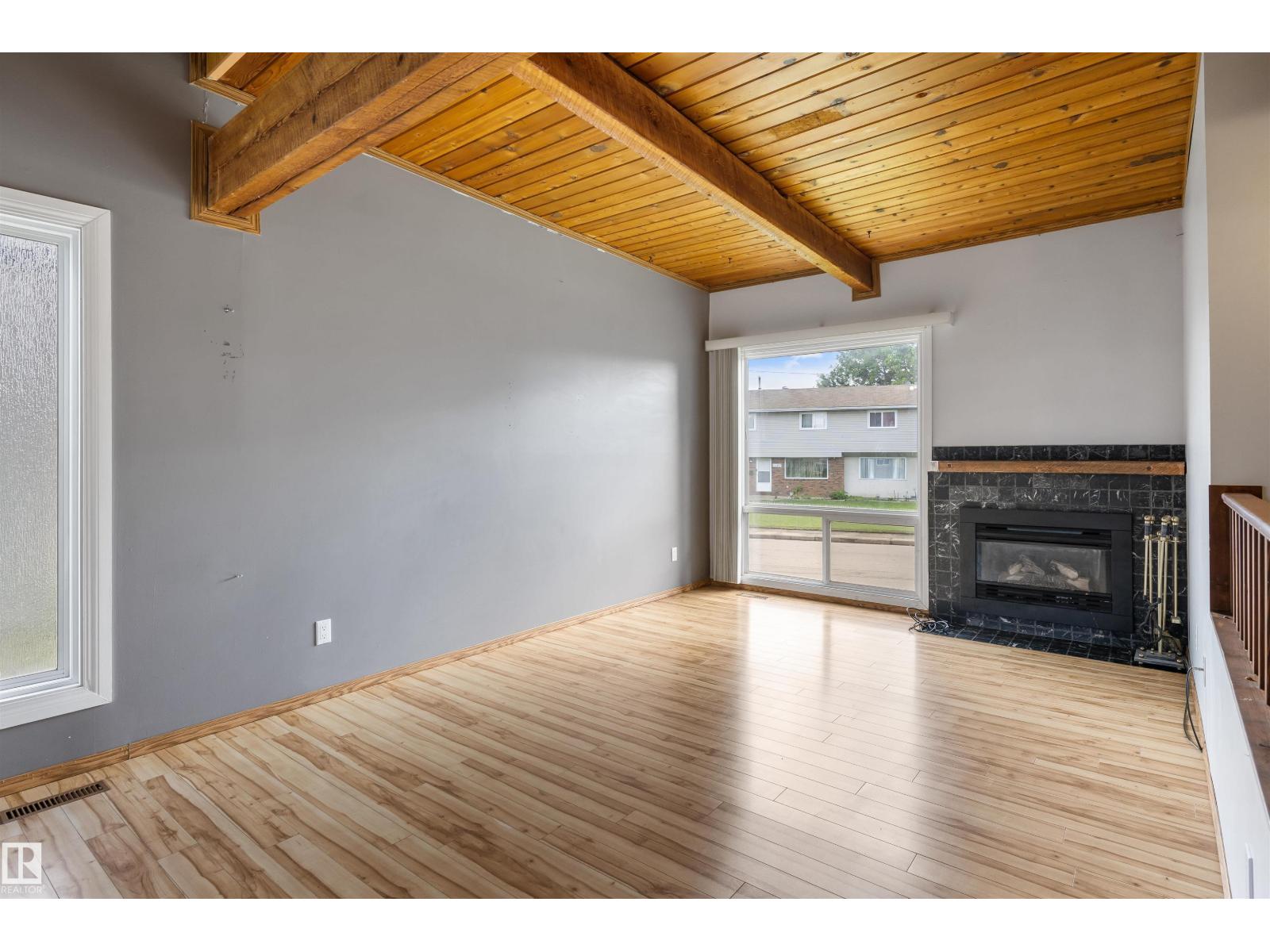 11 NORTHWOODS VG NW - Photo 7