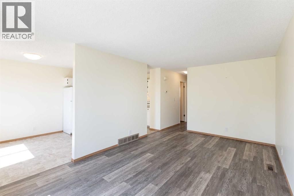 4928 59 Street, Innisfail