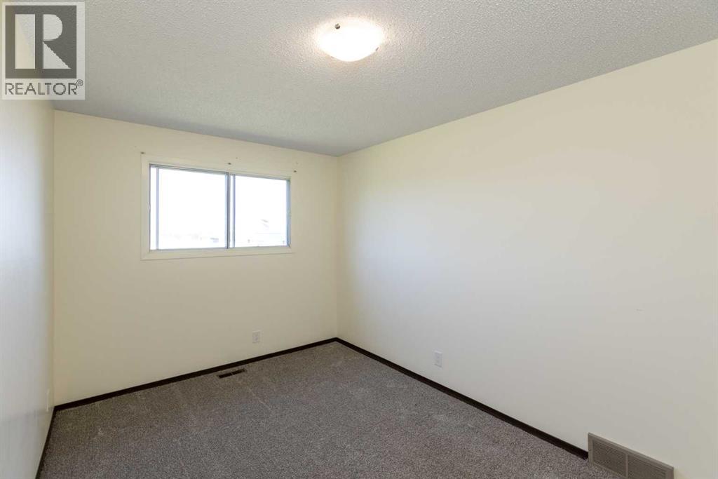 4928 59 Street, Innisfail