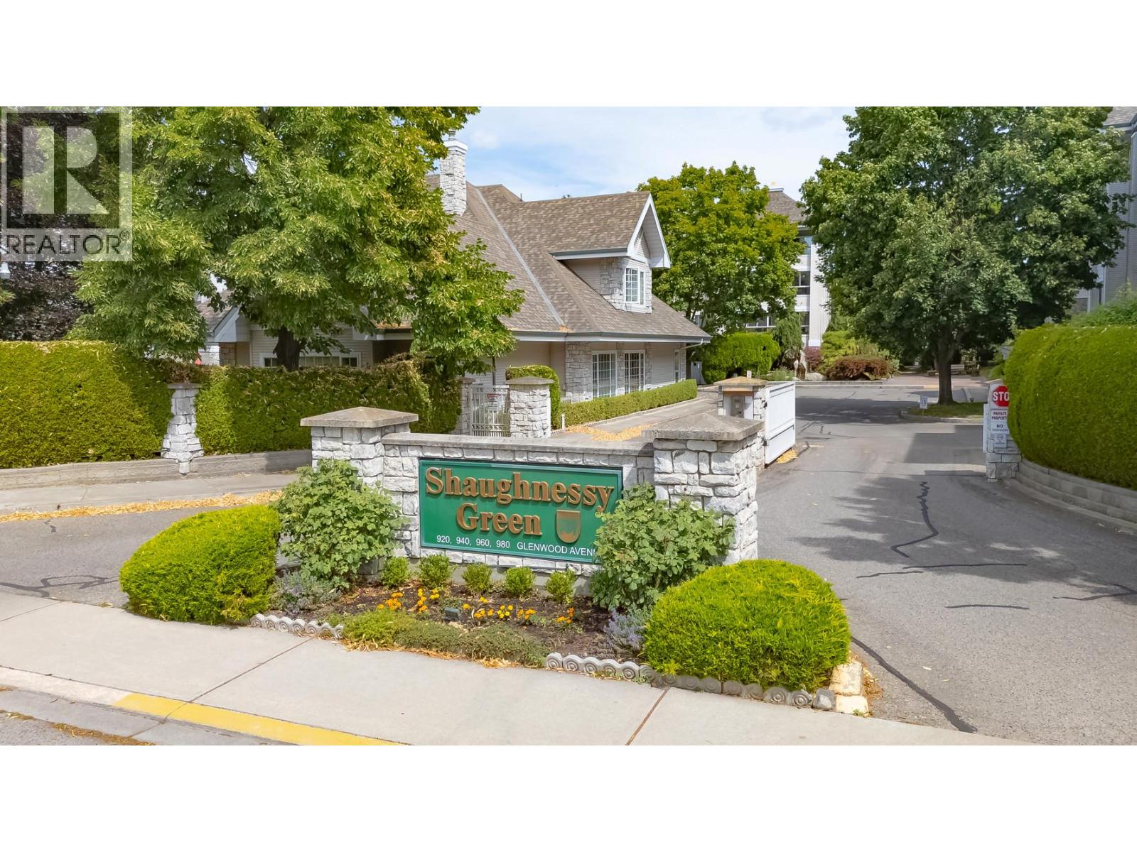 #205 920 Glenwood Avenue - 1