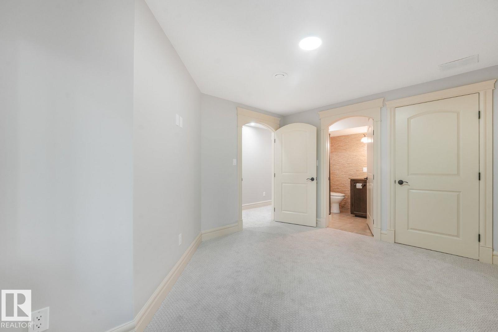 70 SUMMERCOURT RD - 38