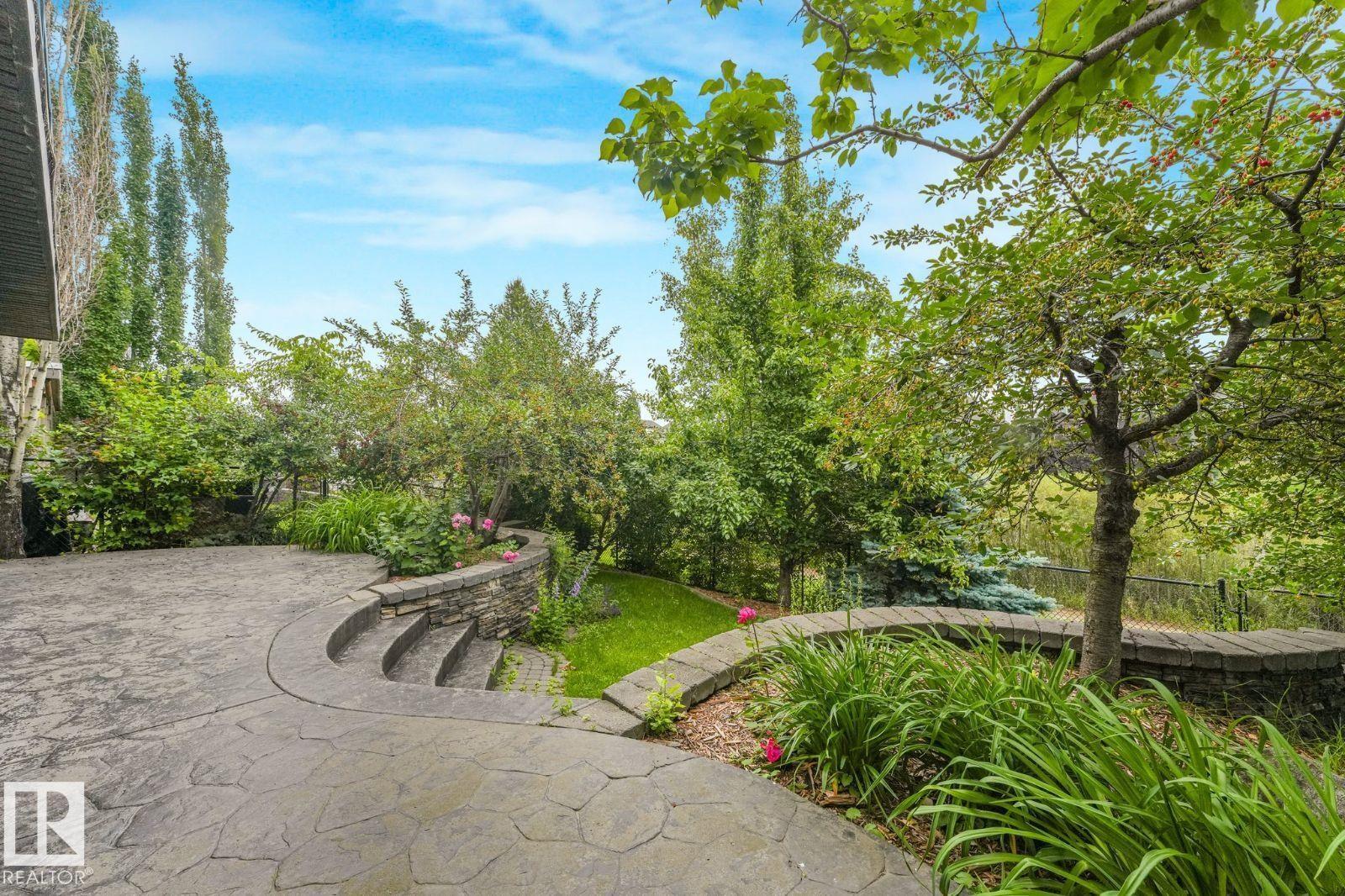 70 SUMMERCOURT RD - 6