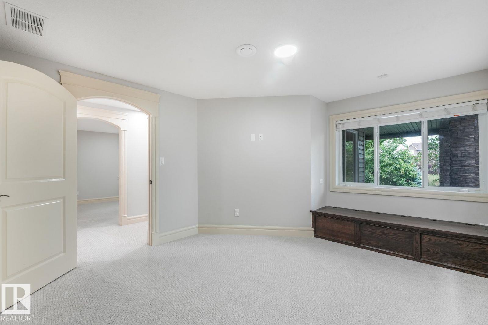 70 SUMMERCOURT RD - 7