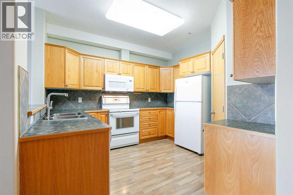 1207, 151 Country Village Road NE, Country Hills Village, Calgary photo 5