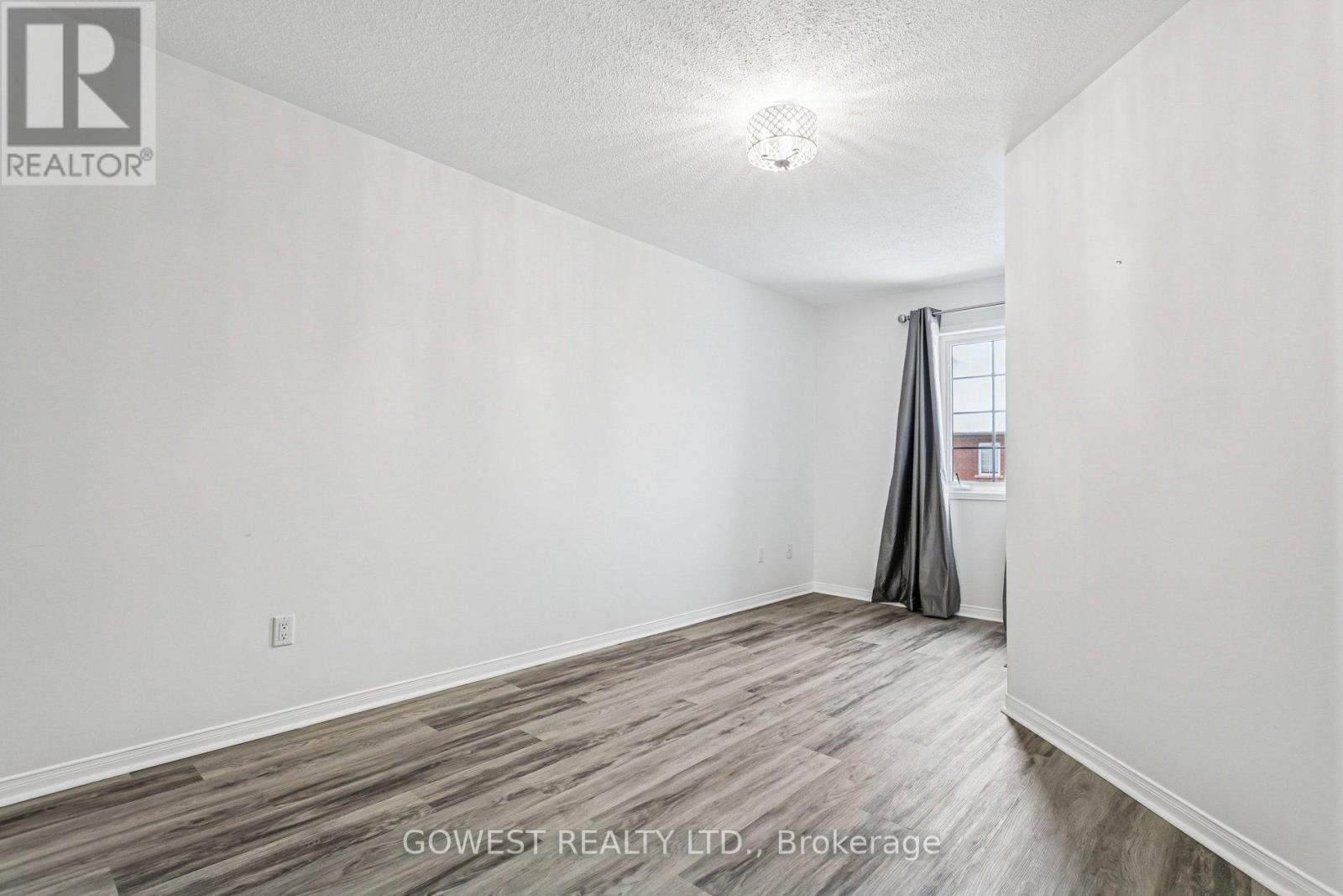 #14 3150 ERIN CENTRE BOULEVARD - 23