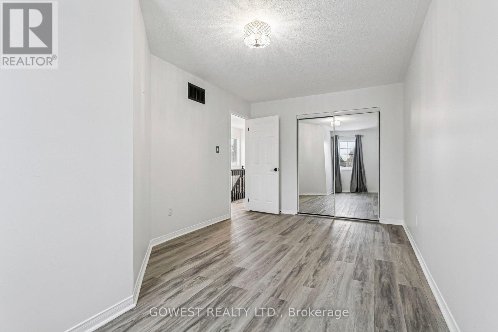 #14 3150 ERIN CENTRE BOULEVARD - 25